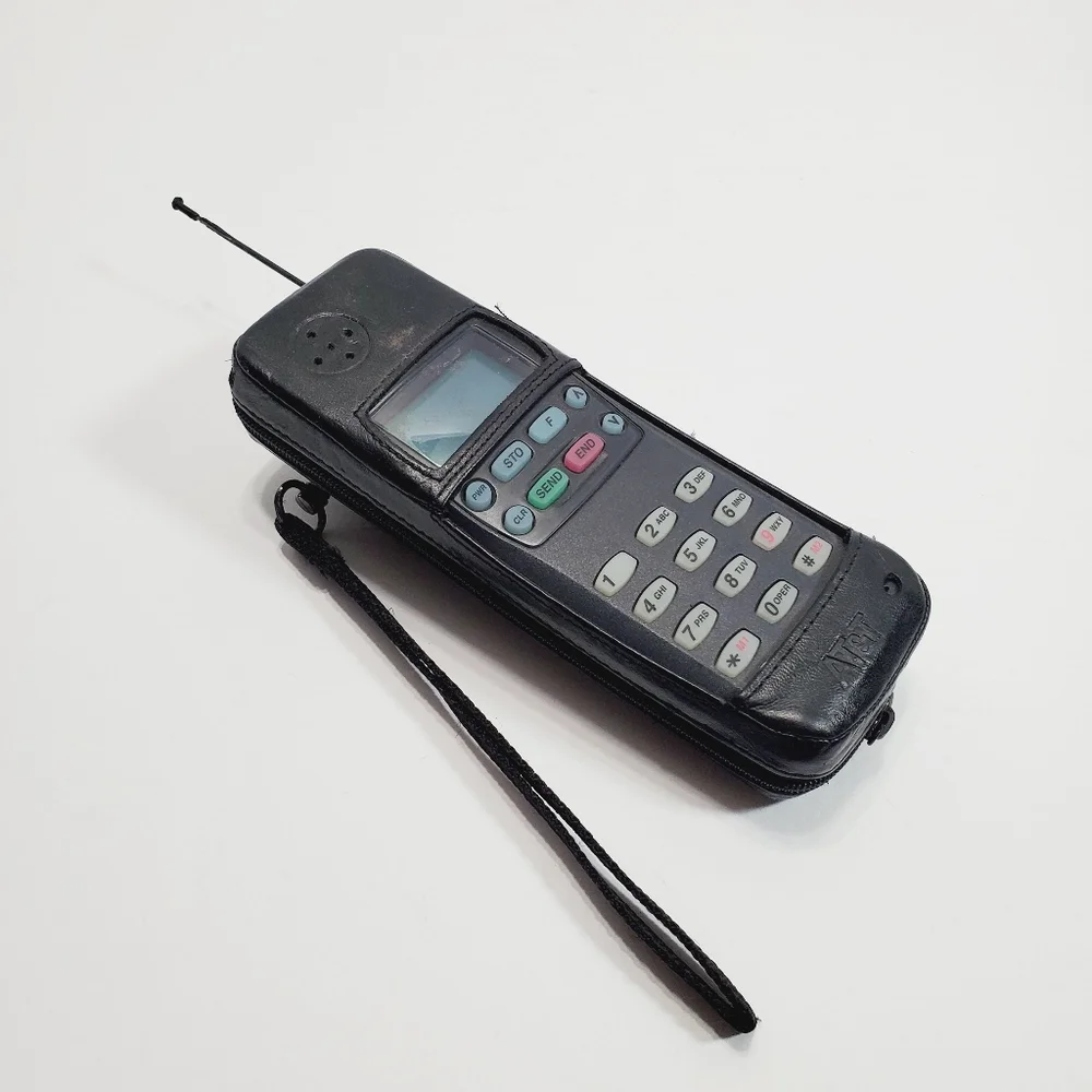 Vintage Cellular Phone AT&T 3810 THA-95B Zippered Black Leather Case